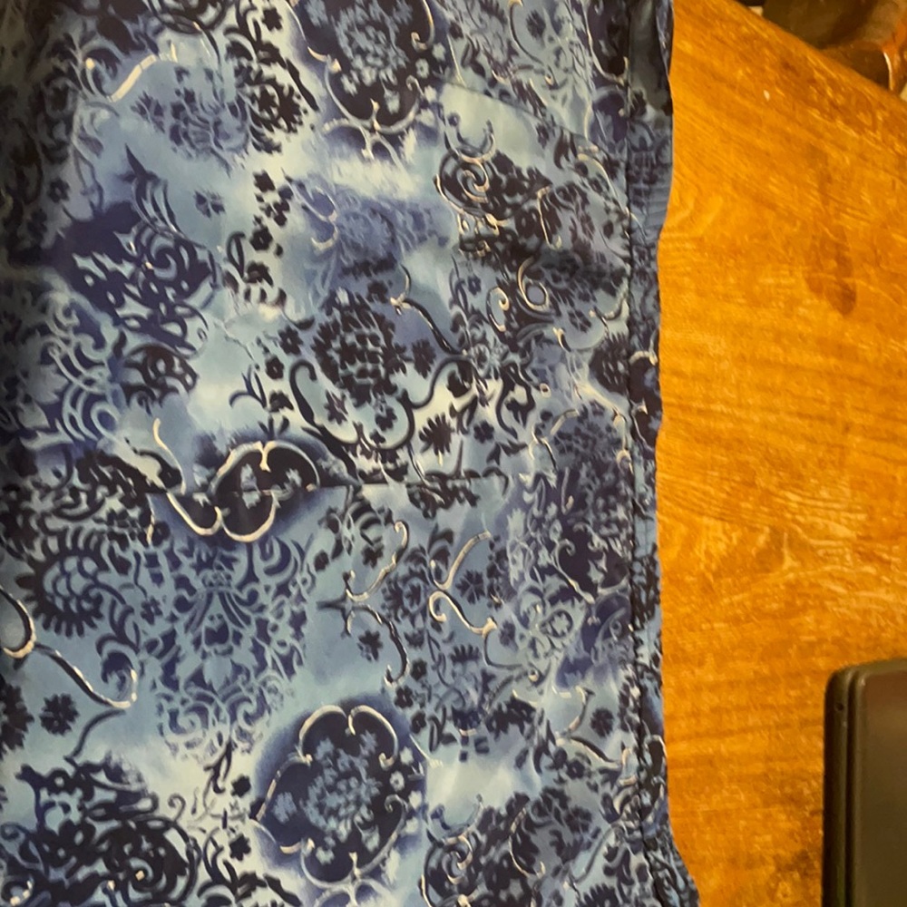 never worn: can fit 18/20